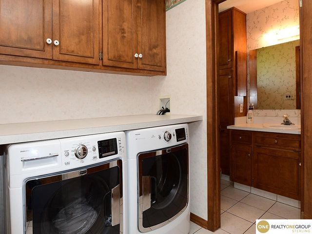 1810 Frederiksen Street, Fremont, NE 68025