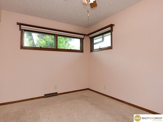 1810 Frederiksen Street, Fremont, NE 68025