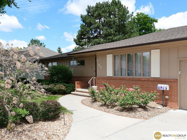 1810 Frederiksen Street, Fremont, NE 68025