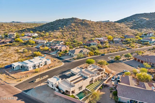 18190 W SANTA ALBERTA Lane, Goodyear, AZ 85338