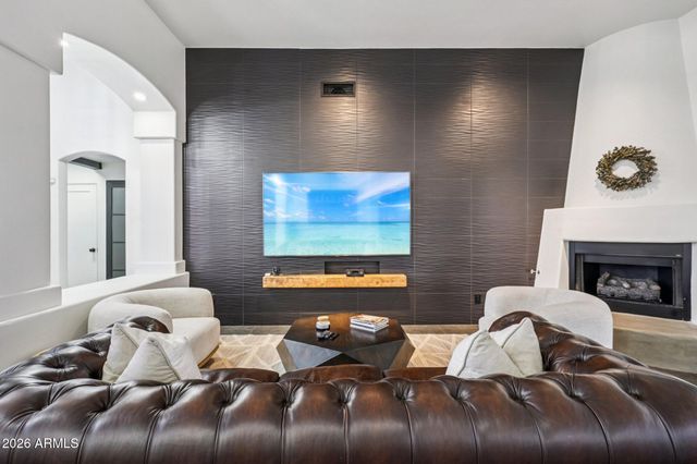 18190 W SANTA ALBERTA Lane, Goodyear, AZ 85338