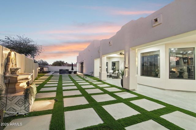 18190 W SANTA ALBERTA Lane, Goodyear, AZ 85338