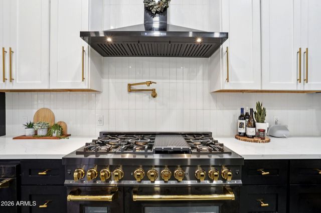 18190 W SANTA ALBERTA Lane, Goodyear, AZ 85338