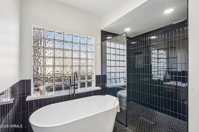 18190 W SANTA ALBERTA Lane, Goodyear, AZ 85338