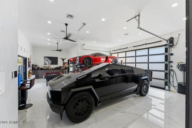 18190 W SANTA ALBERTA Lane, Goodyear, AZ 85338