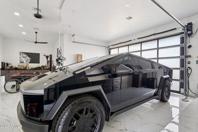 18190 W SANTA ALBERTA Lane, Goodyear, AZ 85338