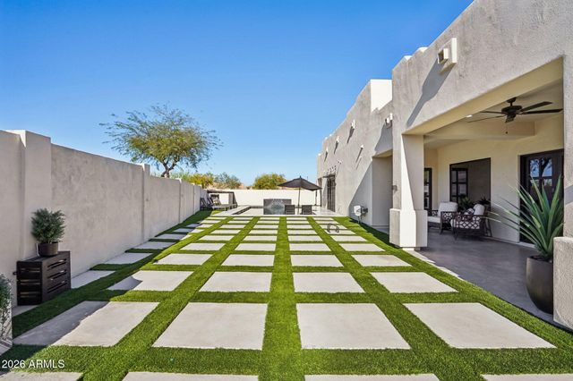 18190 W SANTA ALBERTA Lane, Goodyear, AZ 85338