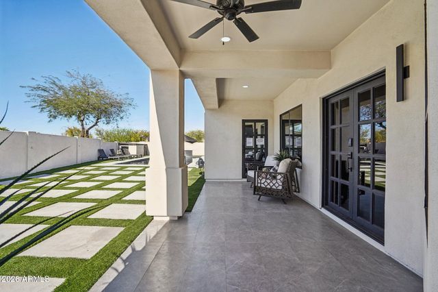 18190 W SANTA ALBERTA Lane, Goodyear, AZ 85338