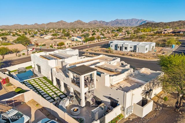 18190 W SANTA ALBERTA Lane, Goodyear, AZ 85338