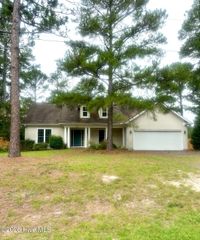 215 Horseshoe Drive, Southern Pines, NC 28387