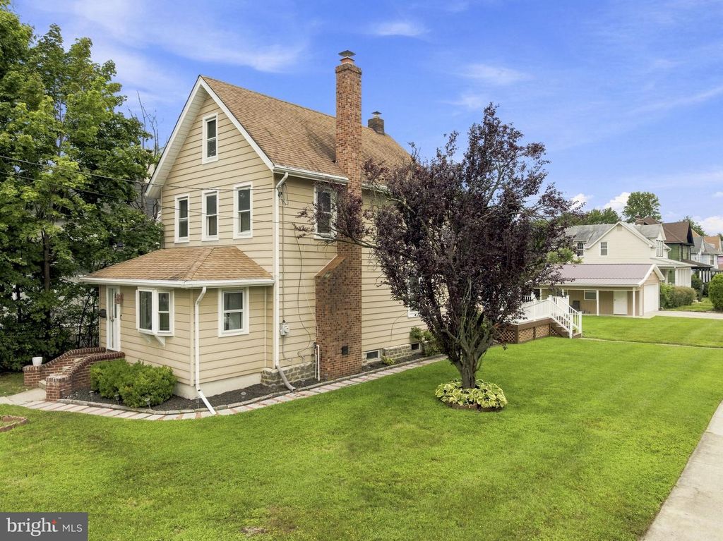 2934 N CENTRE ST, PENNSAUKEN, NJ 08109 — exterior