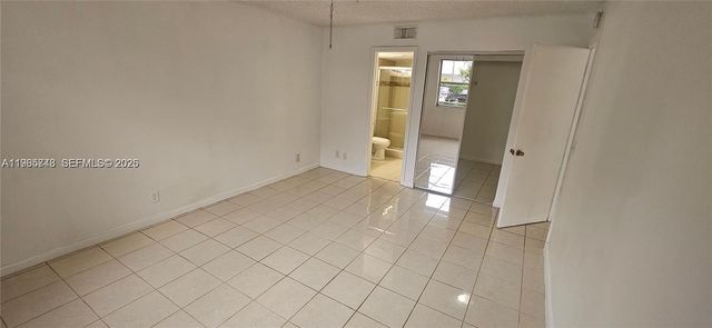 9001 Wiles Rd 103-3, Coral Springs, FL 33067