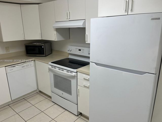 9001 Wiles Rd 103-3, Coral Springs, FL 33067