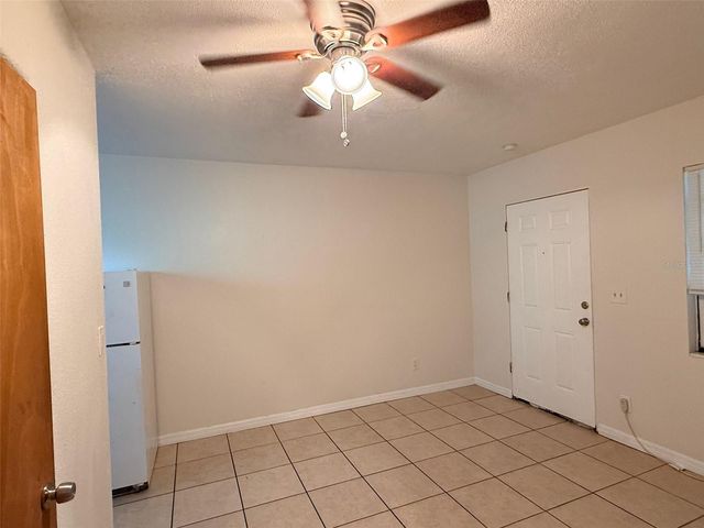 2404 10TH STREET W 4, Bradenton, FL 34205