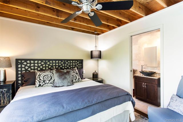 605 Shore Walk, Fire Island Pines, NY 11782