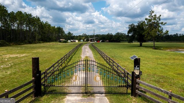 120 John H Carter III Lane, Folkston, GA 31537