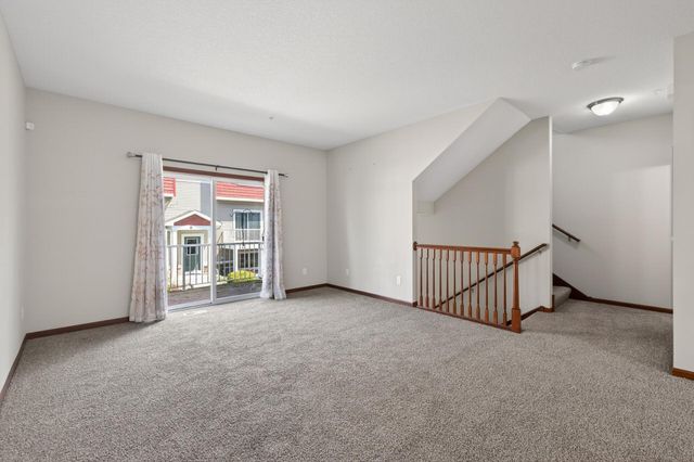 1957 Commonwealth Boulevard 4, Chanhassen, MN 55317