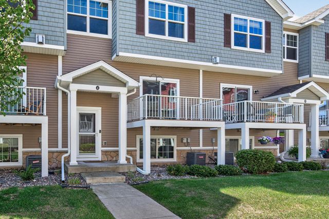 1957 Commonwealth Boulevard 4, Chanhassen, MN 55317