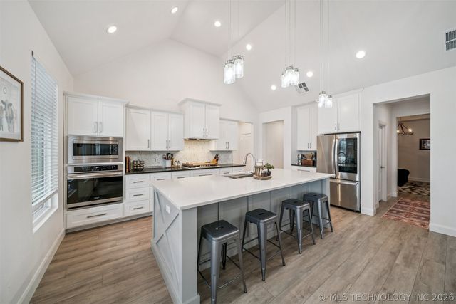 2921 N Front Road, Catoosa, OK 74015