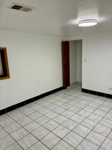 1111 N LeClaire Avenue B, Chicago, IL 60651