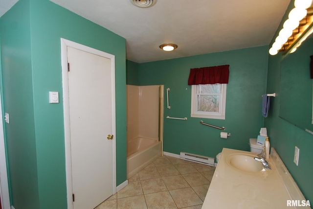 11105 W WOODHAVEN Drive, Hanna City, IL 61536