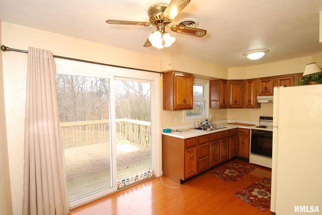 11105 W WOODHAVEN Drive, Hanna City, IL 61536