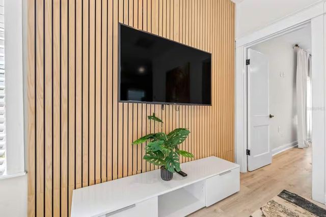 7413 S ELLIOTT STREET, Tampa, FL 33616