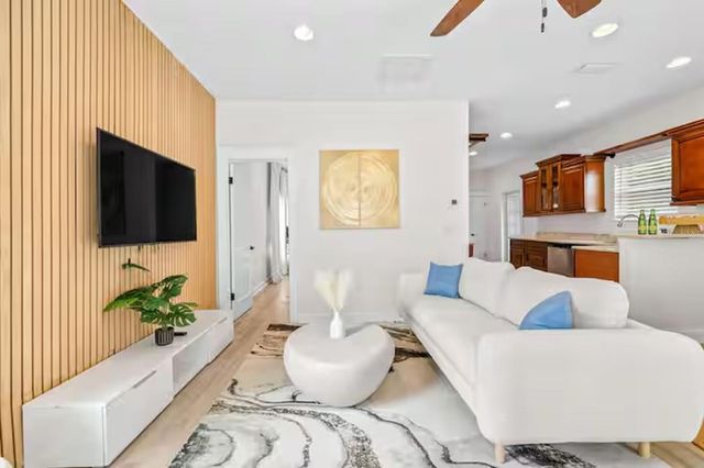 7413 S ELLIOTT STREET, Tampa, FL 33616