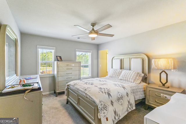 660 Genesee Point, Newnan, GA 30263