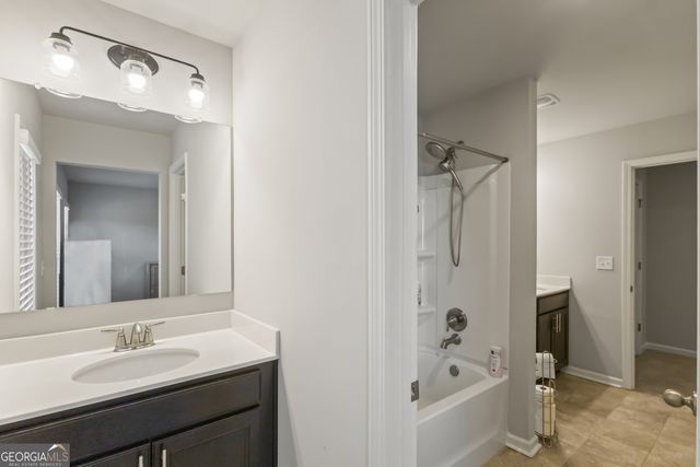 660 Genesee Point, Newnan, GA 30263