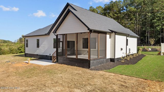 35 Autumnwood Lane, Spring Hope, NC 27882