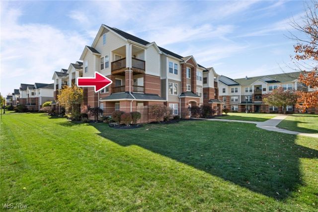 23003 Chandlers Lane 230, Olmsted Falls, OH 44138