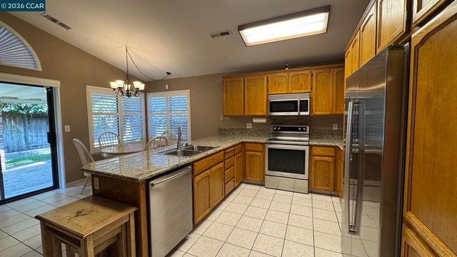 5113 Castlemaine Drive, Salida, CA 95368