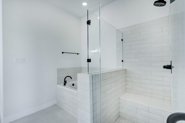 2255 S Pine Island Road, Beaumont, TX 77713