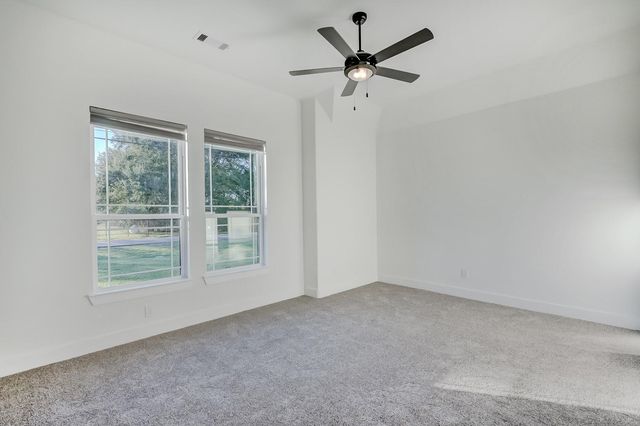 2255 S Pine Island Road, Beaumont, TX 77713