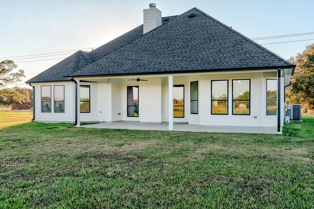 2255 S Pine Island Road, Beaumont, TX 77713