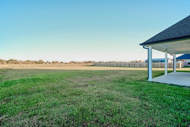 2255 S Pine Island Road, Beaumont, TX 77713