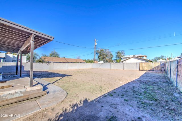 415 N 17TH Drive, Phoenix, AZ 85007