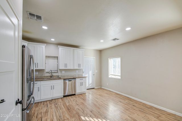 415 N 17TH Drive, Phoenix, AZ 85007