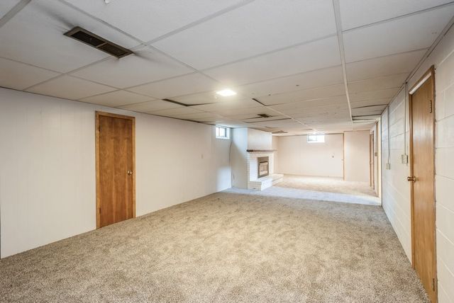 214 SE 9th Street, Ankeny, IA 50021