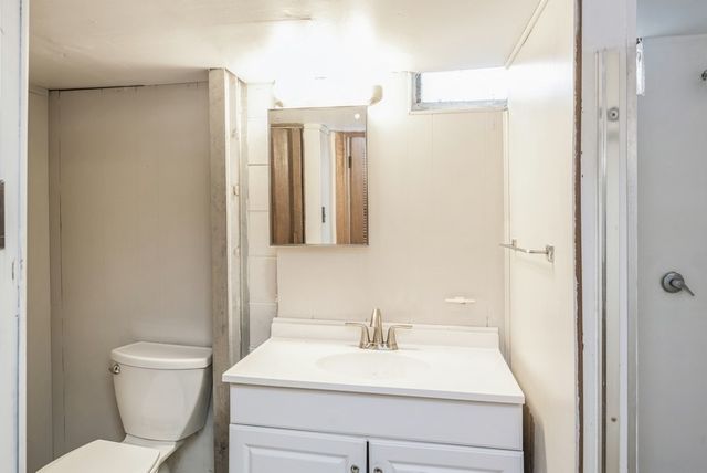 214 SE 9th Street, Ankeny, IA 50021