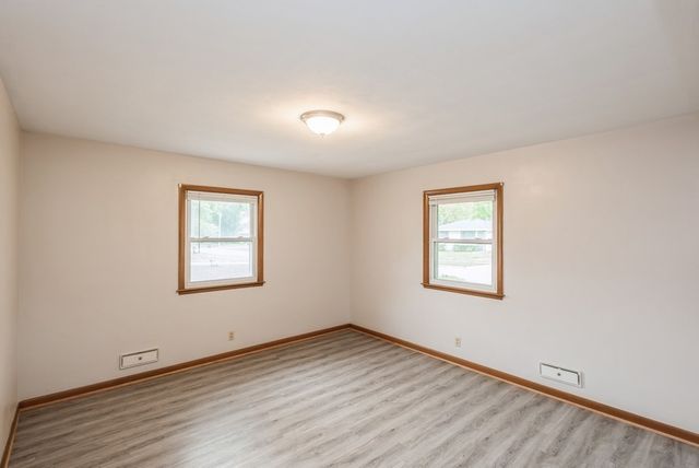 214 SE 9th Street, Ankeny, IA 50021