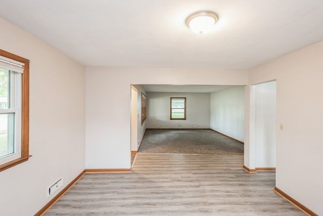 214 SE 9th Street, Ankeny, IA 50021