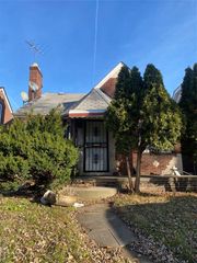 17184 Dresden Street, Detroit, MI 48205