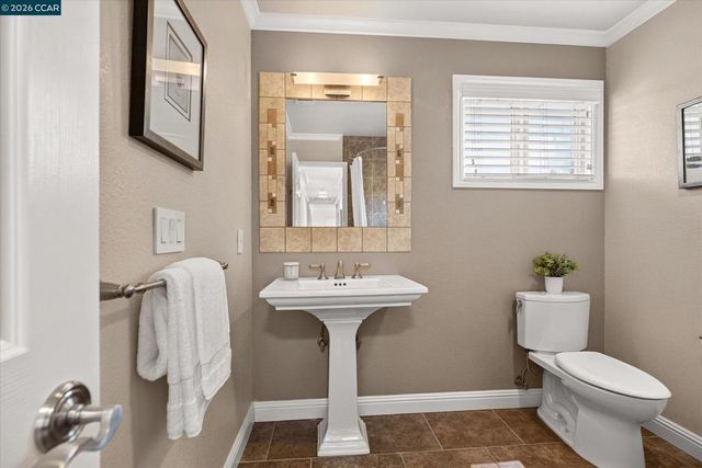 1721 Mendota Way, Walnut Creek, CA 94597