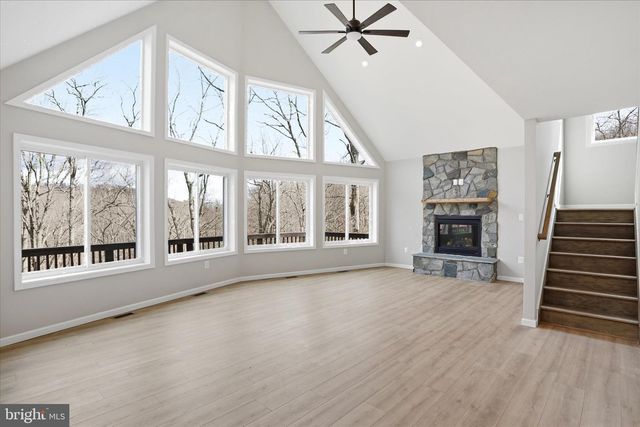 490 BLACK TWIG RD, Linden, VA 22642