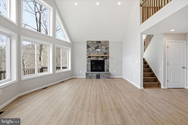 490 BLACK TWIG RD, Linden, VA 22642