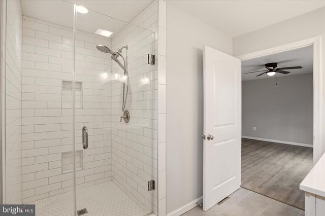 490 BLACK TWIG RD, Linden, VA 22642