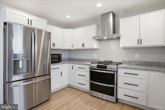 490 BLACK TWIG RD, Linden, VA 22642