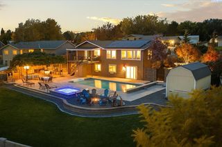 145 Travis Lane, Kennewick, WA 99338